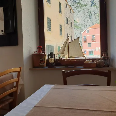 & River View * Omiš